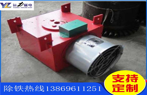 風(fēng)冷電磁自卸式除鐵器，江蘇風(fēng)冷自卸式電磁除鐵器_選型_江蘇風(fēng)冷自卸式電磁除鐵器工作原理_價(jià)格